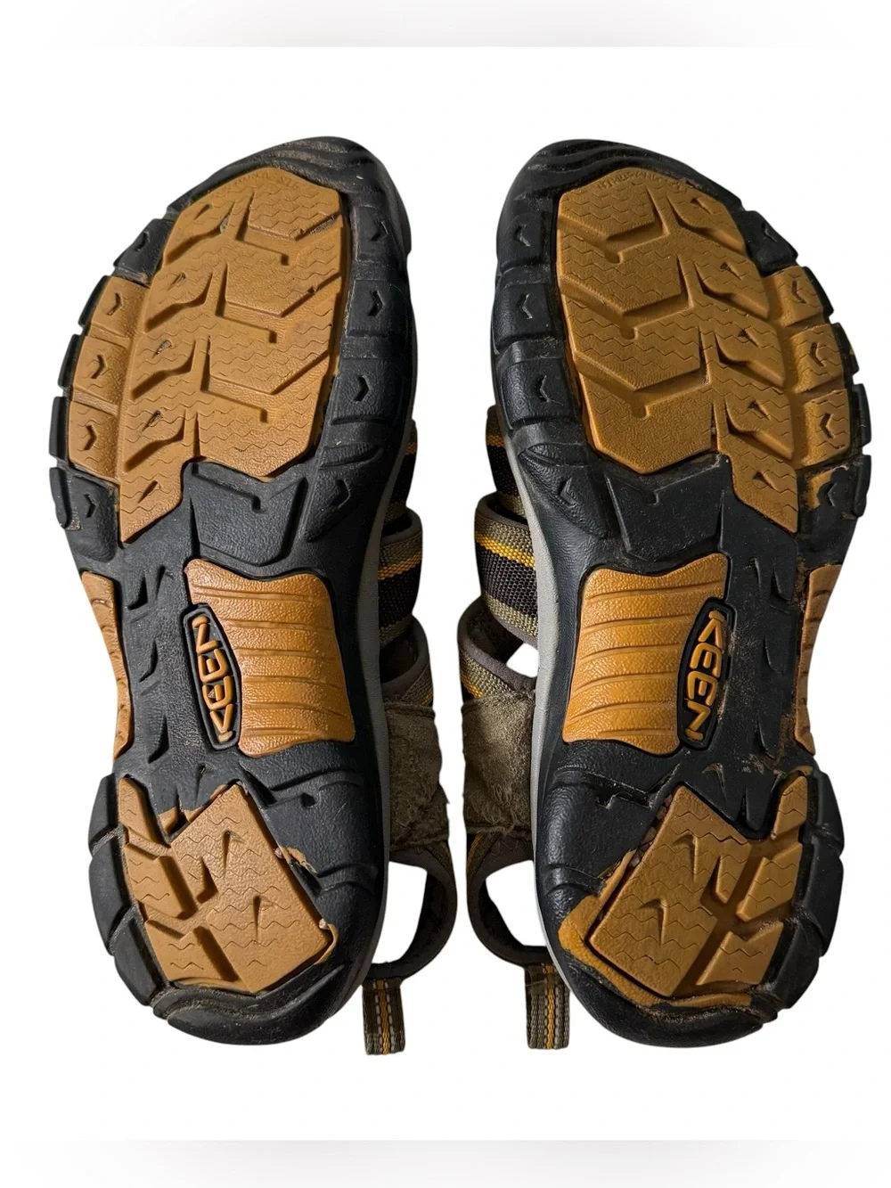 Keen Sandals Men Size 9.5 Green Yellow Black Adjustable Waterproof Anti Odor